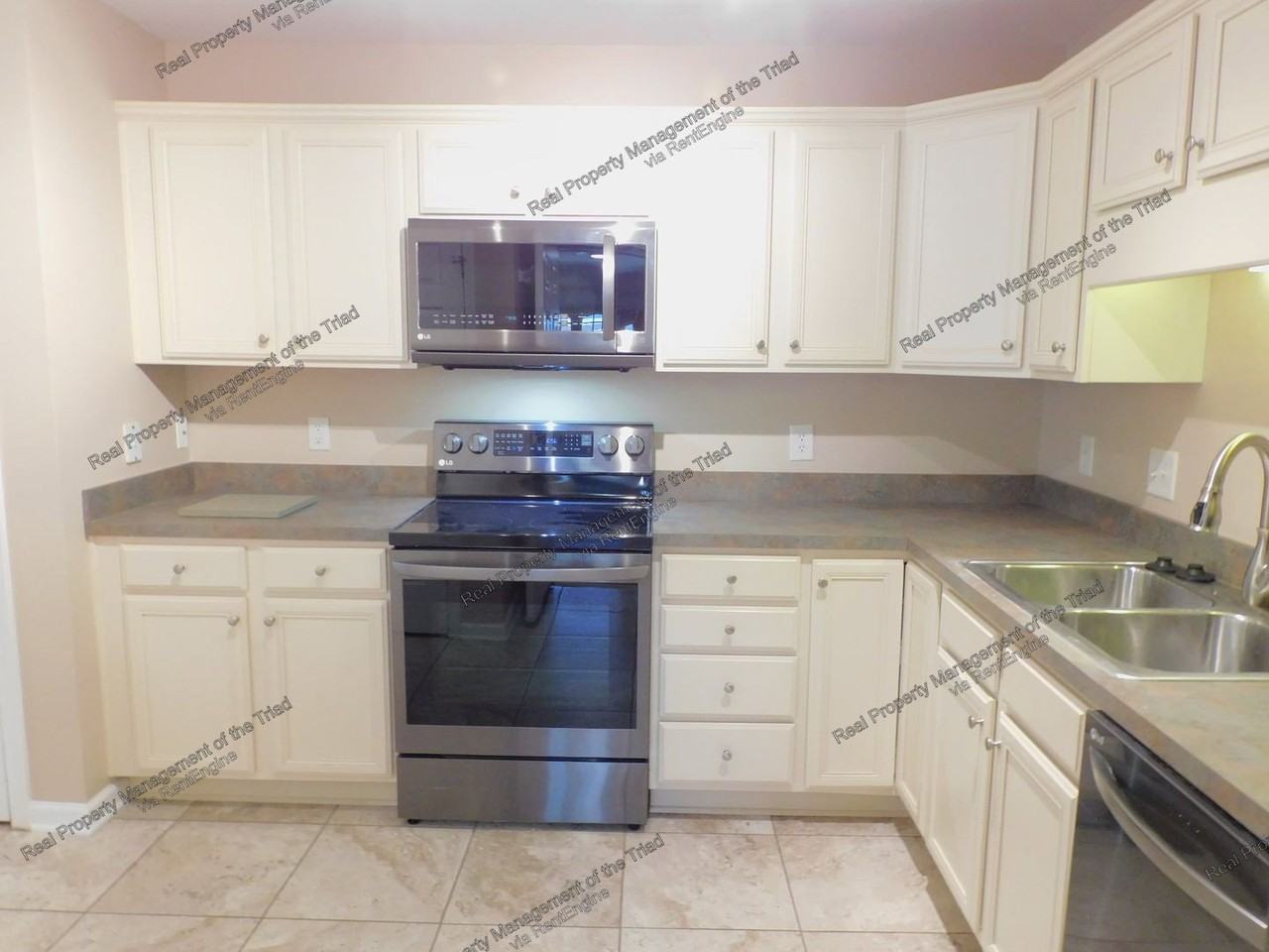 5012 Philly Ln - Photo 6 of 23