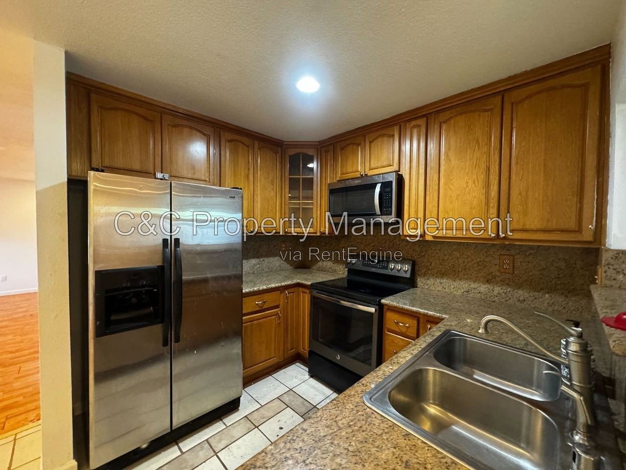 286 Frigate Ct - Photo 2 of 9