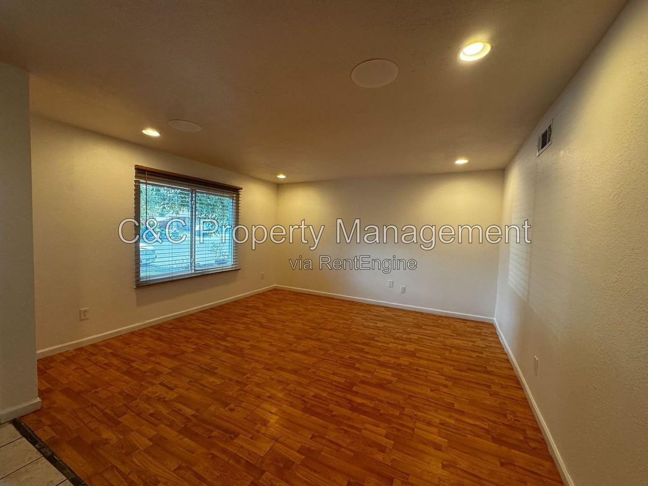 286 Frigate Ct - Photo 5 of 9