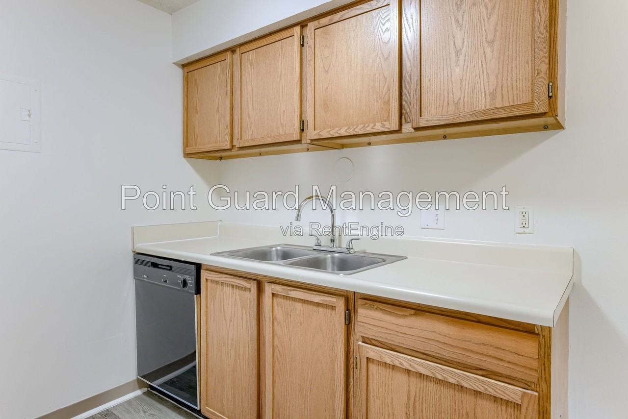 1405 Buck Dr #112 - Photo 5 of 22