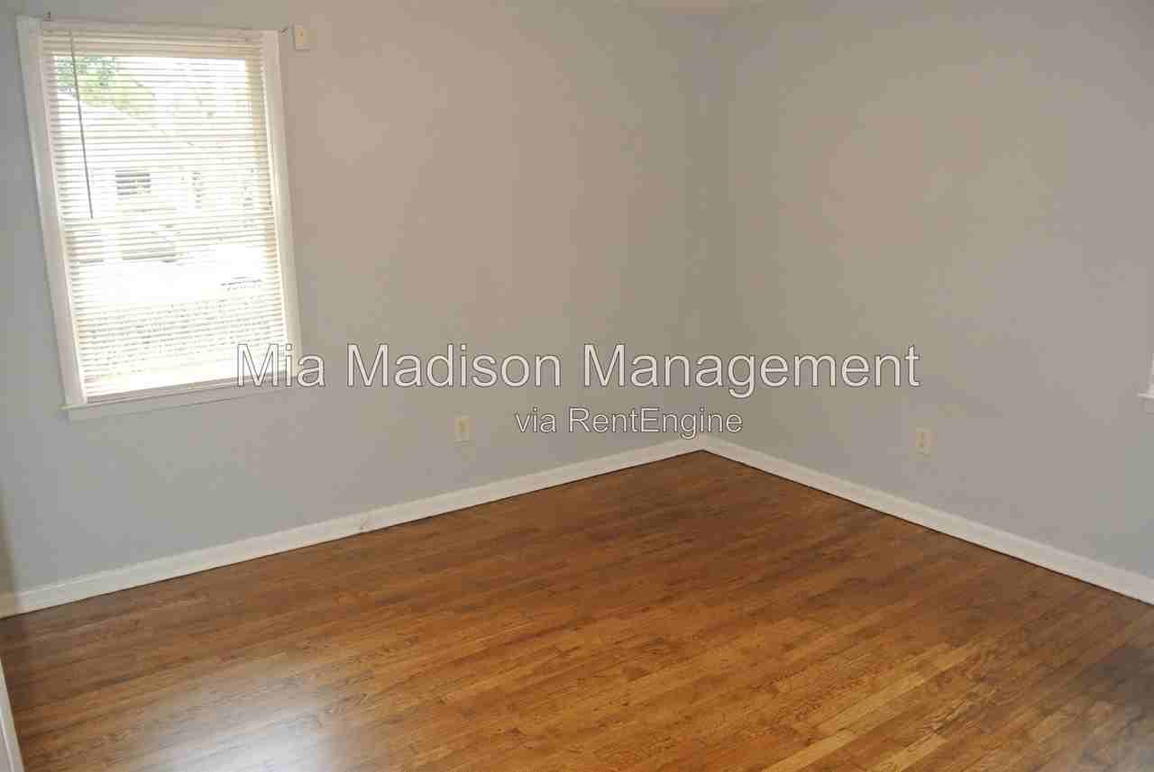 310 Forrest Ave - Photo 6 of 11