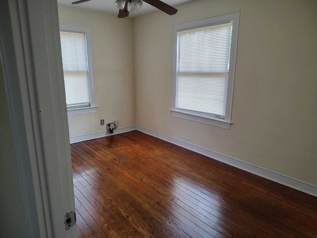 4006 W Kensington Ave #NA - Photo 5 of 17