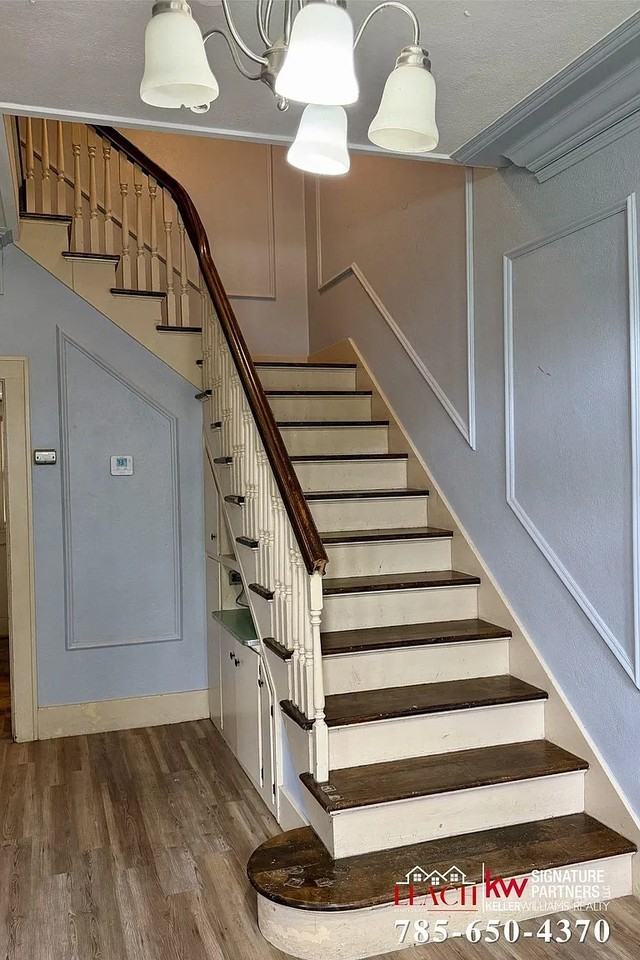 410 W 6th St #NA - Photo 2 of 28