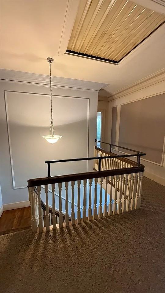 410 W 6th St #NA - Photo 5 of 28