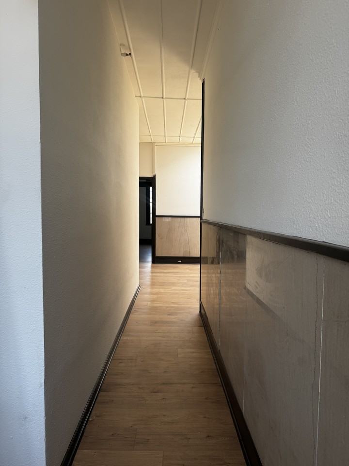 E Henderson St #421 - Photo 6 of 10