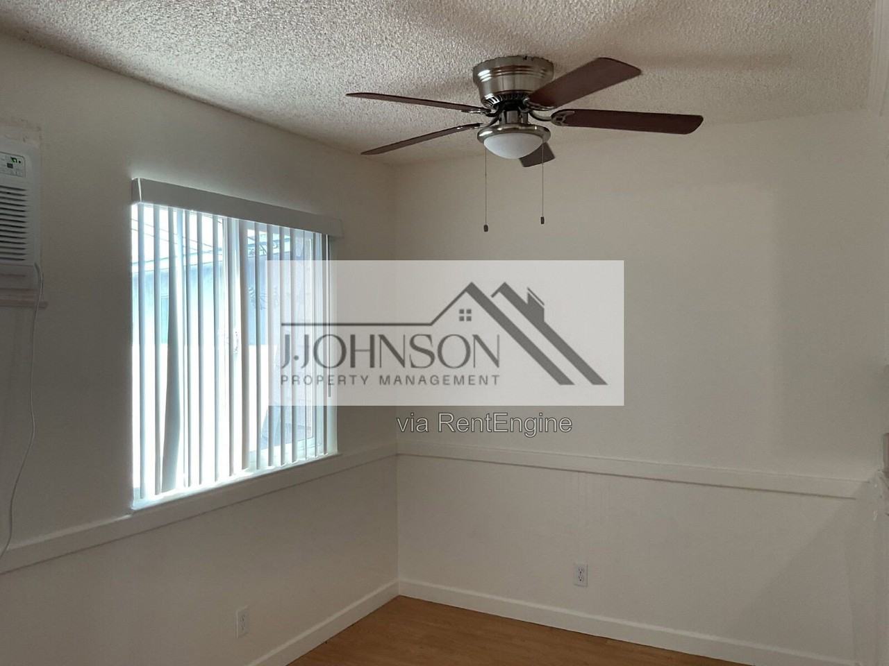 1536 Lincoln Blvd #B - Photo 4 of 9