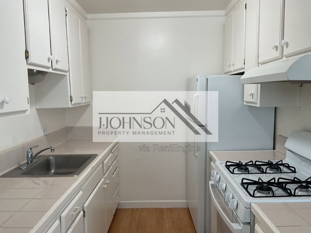 1536 Lincoln Blvd #B - Photo 5 of 9