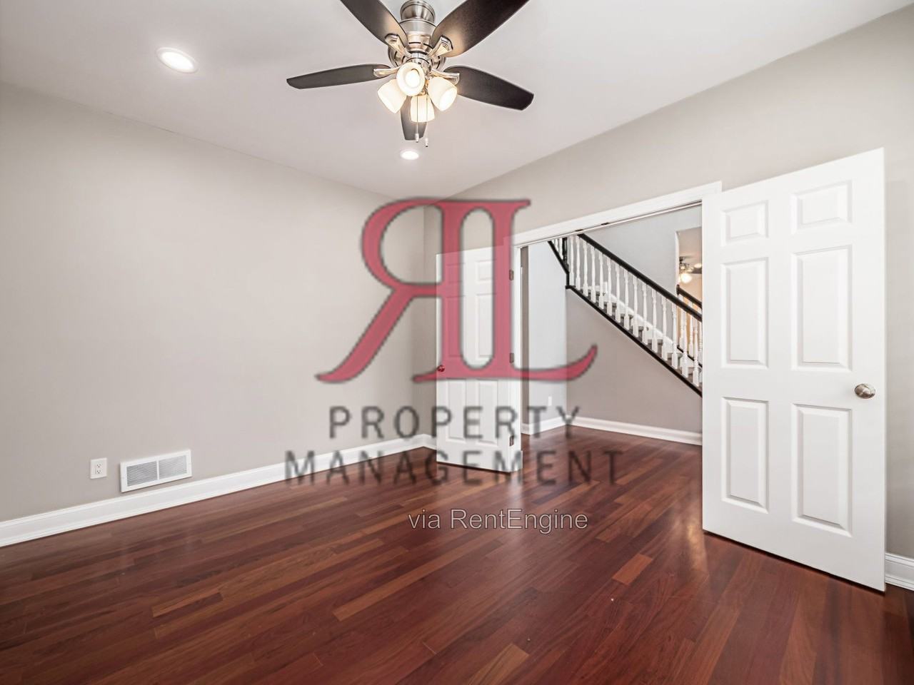 7048 Dean Farm Rd - Photo 4 of 48