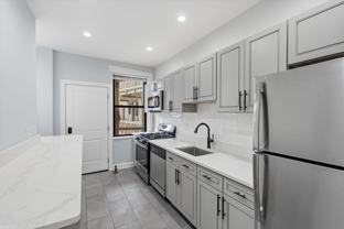 4707 N Albany Ave #2ndFL - Photo 1 of 1