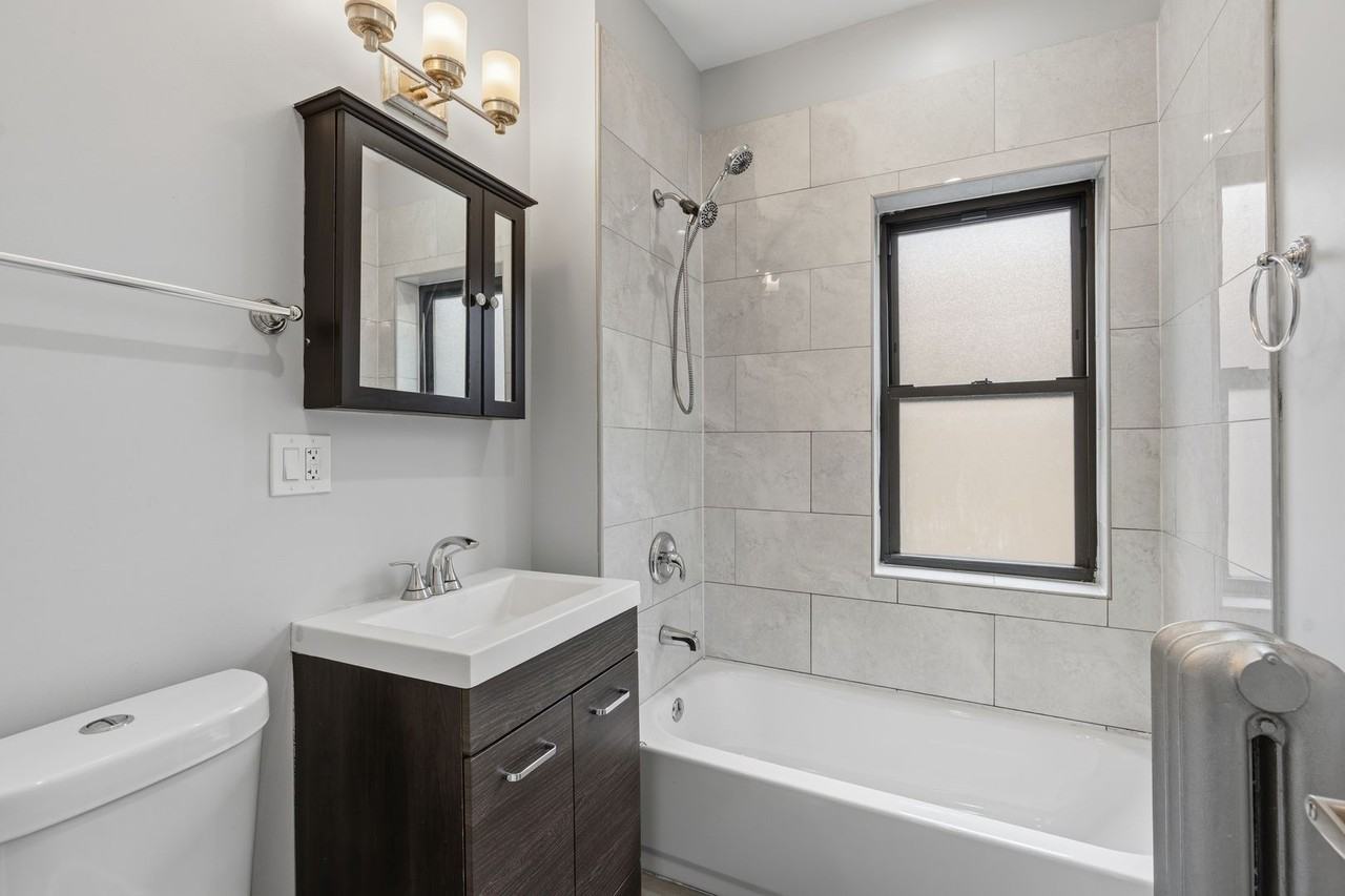 4707 N Albany Ave #2ndFL - Photo 6 of 20