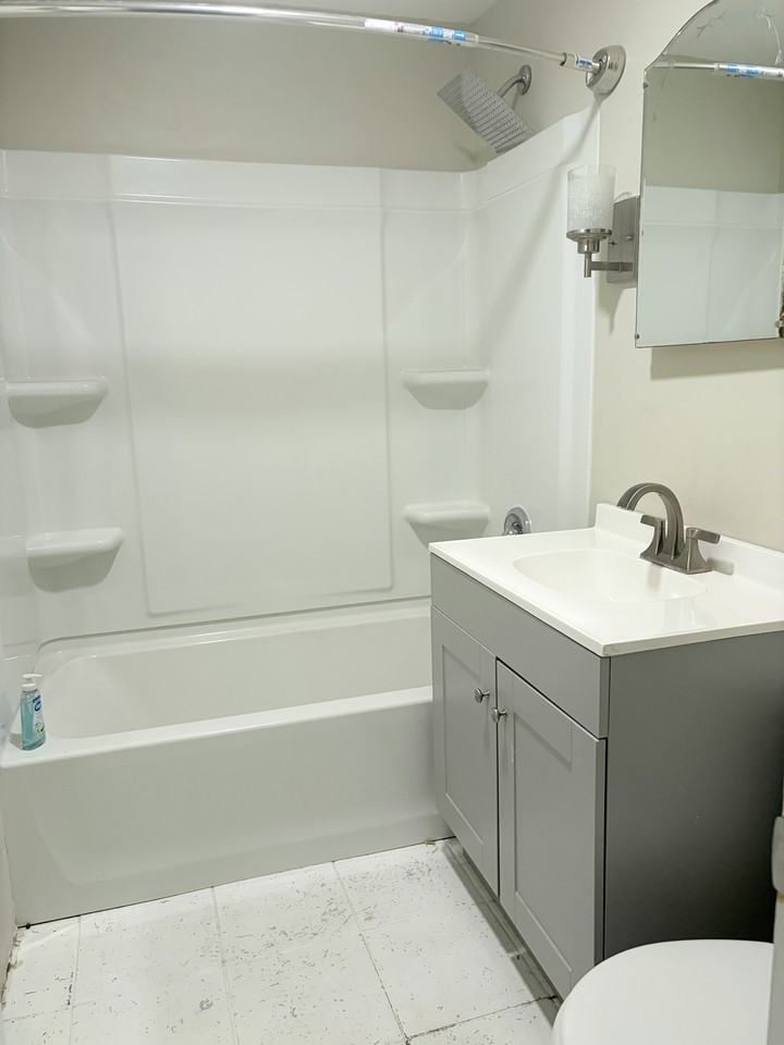 484 G St #NA - Photo 2 of 13
