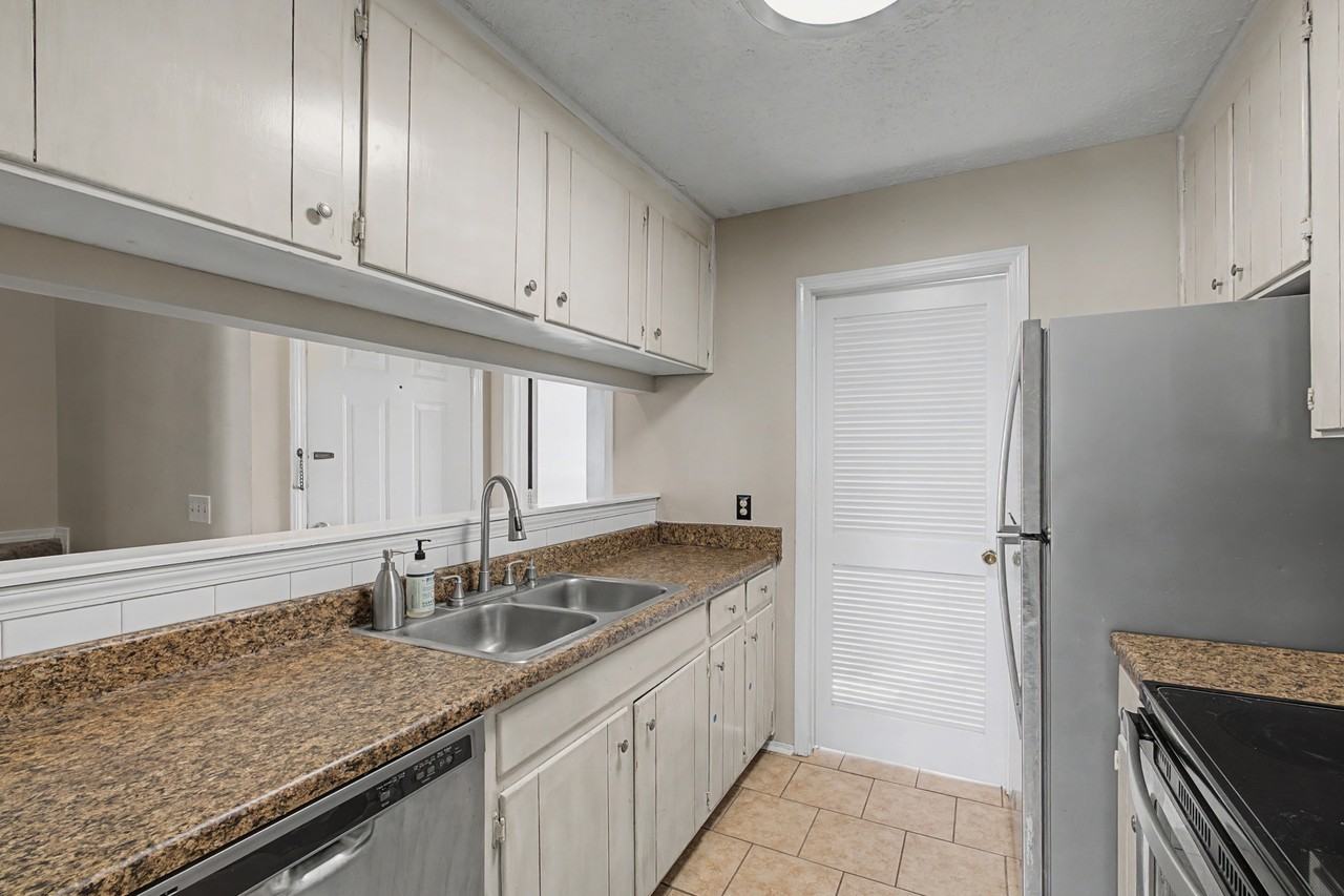 4316 Baton Rouge Dr #4316 - Photo 5 of 12