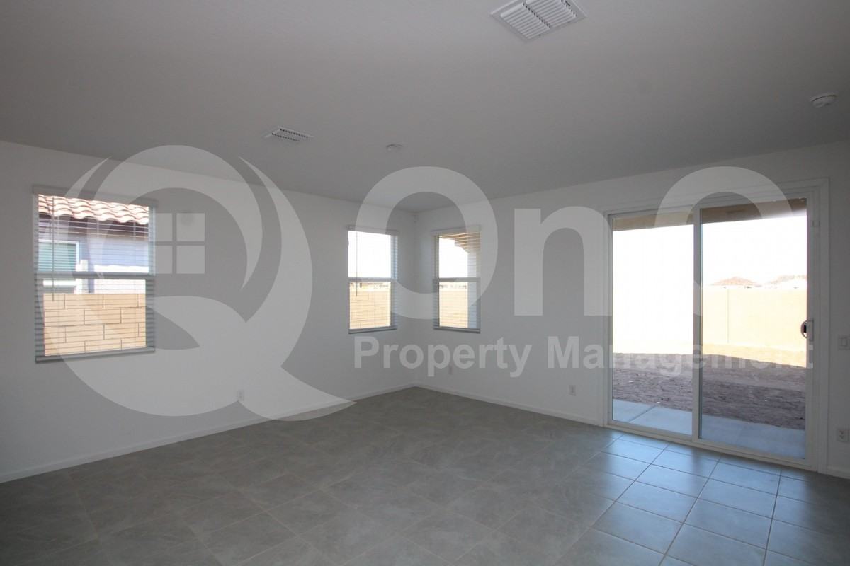 36400 W Mediterranean Way - Photo 6 of 20