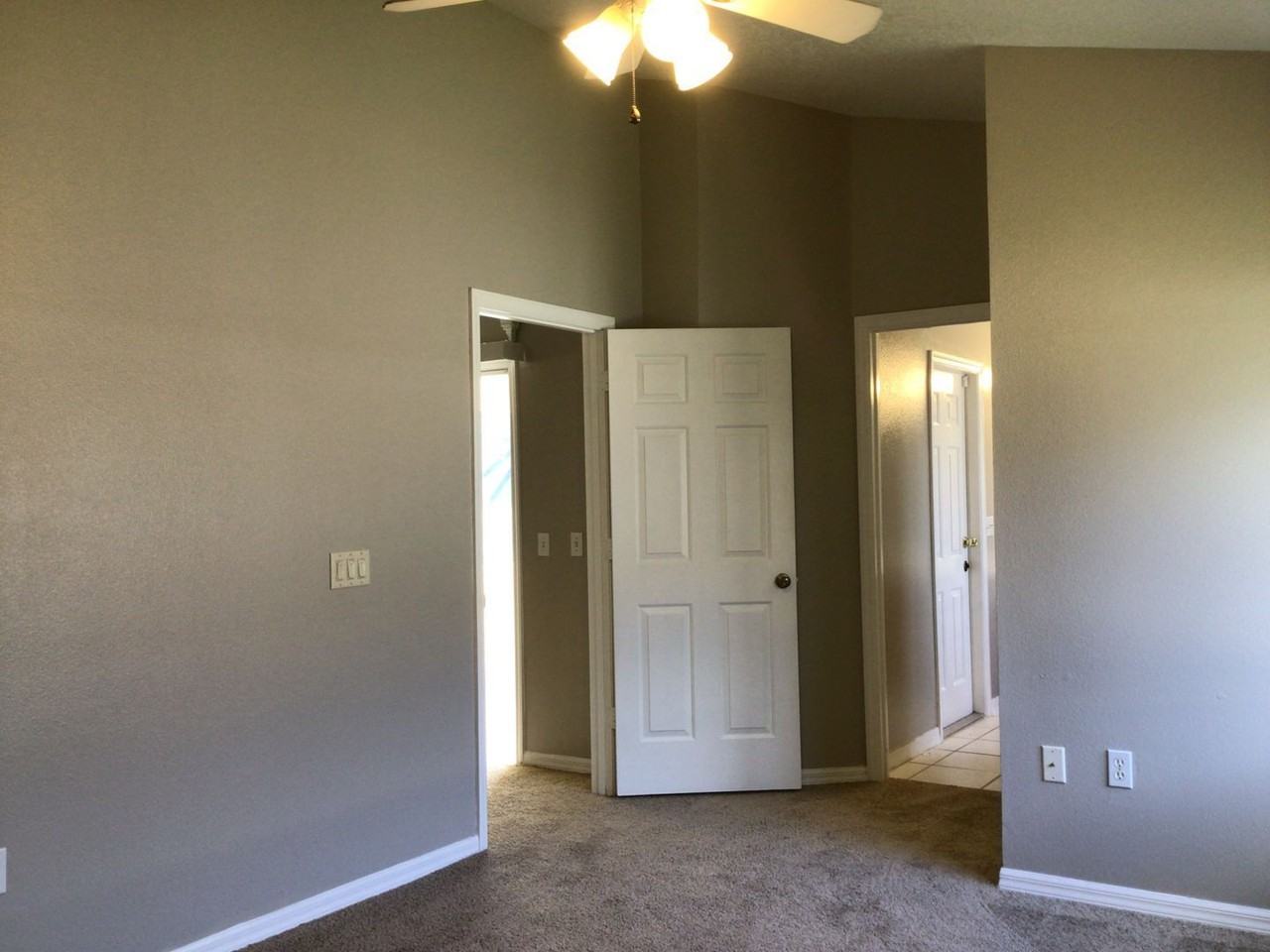 509 Hillcrest Dr - Photo 7 of 20
