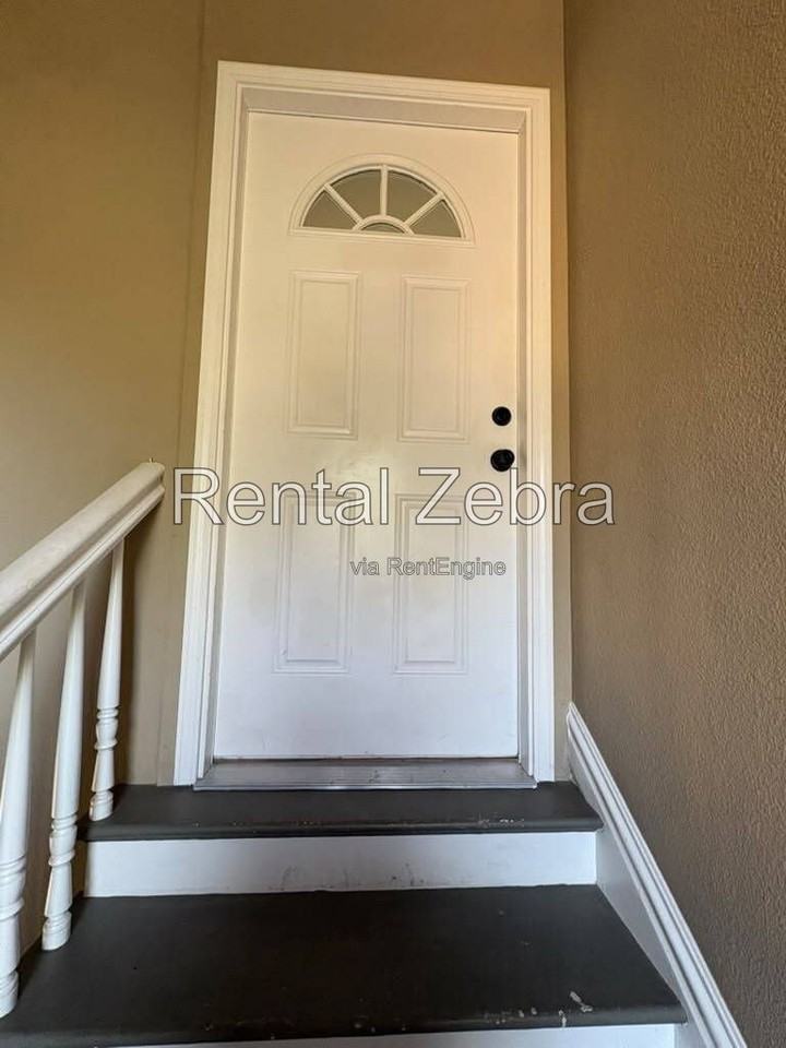 362 W 22nd St #362 - Photo 2 of 13