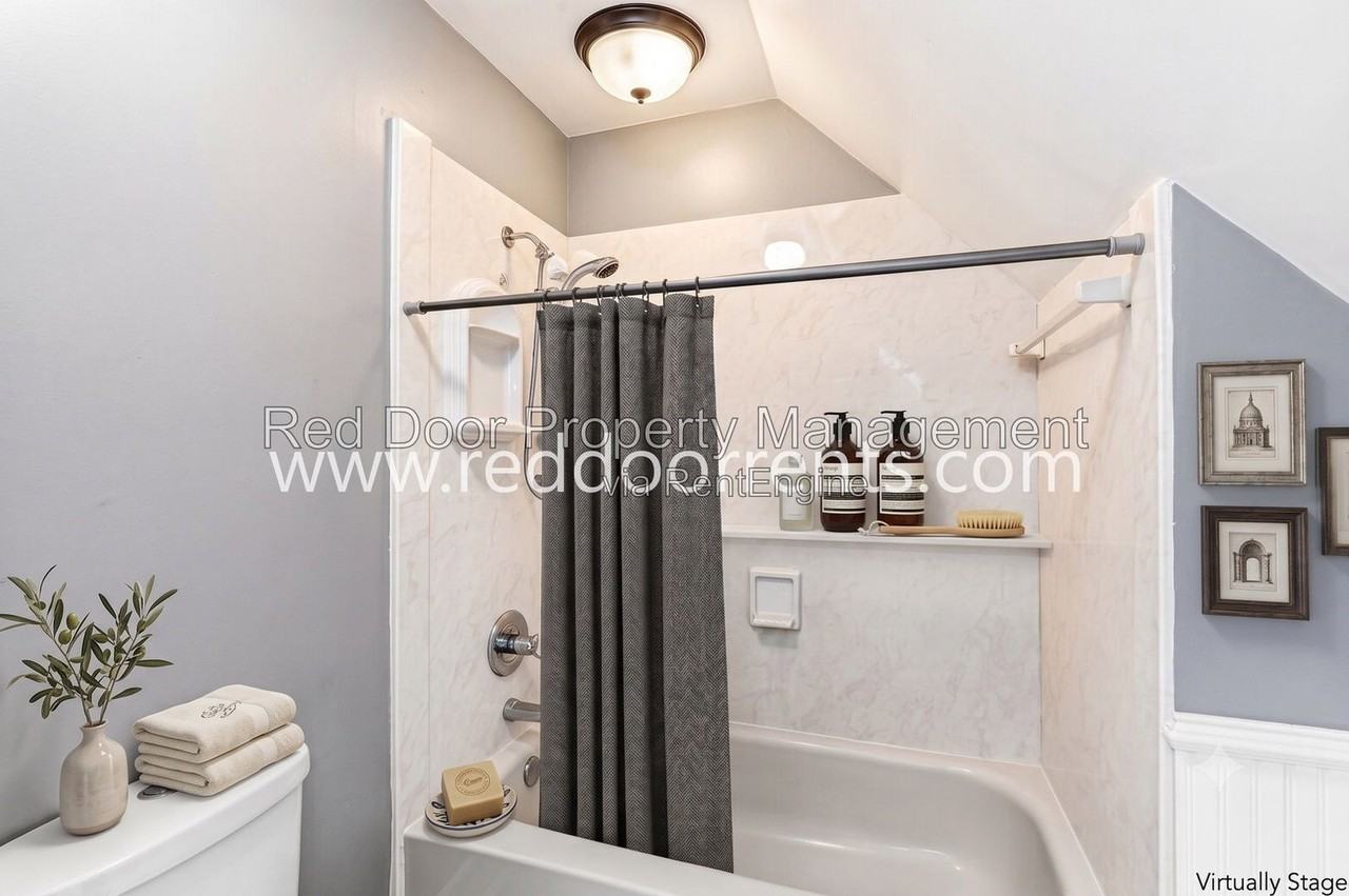 1332A N College Ave #1332AN - Photo 6 of 29