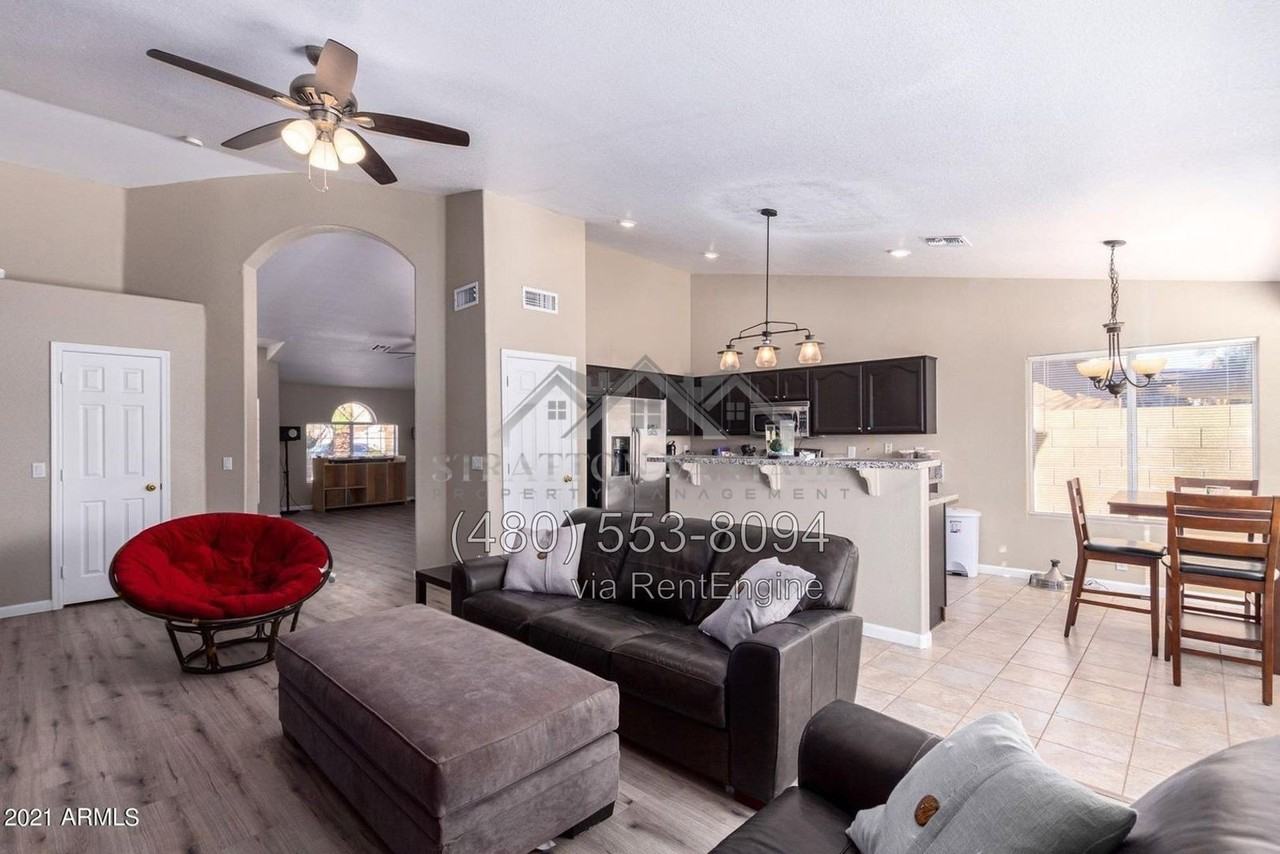 2195 E Sherri Dr - Photo 6 of 25