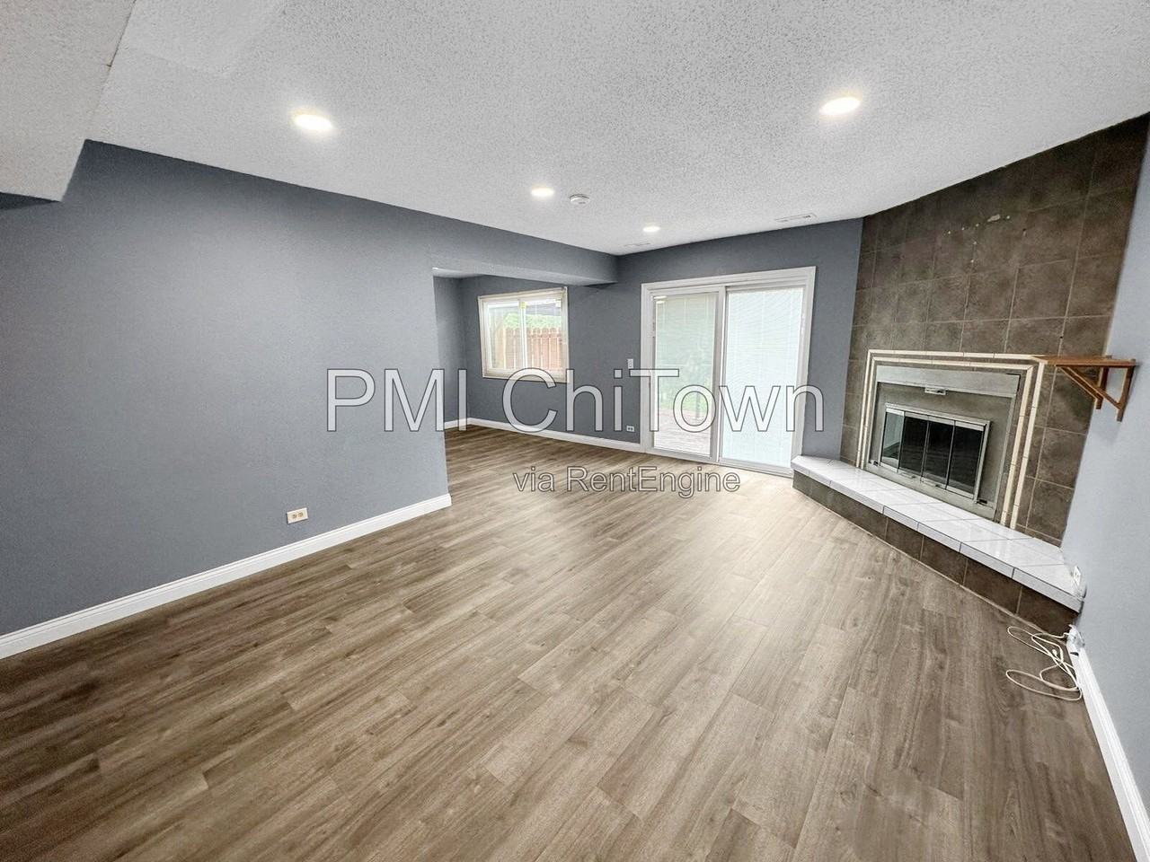 2155 Wildwood Ln - Photo 2 of 15