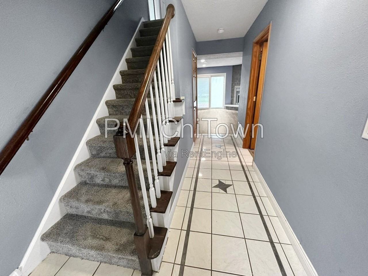 2155 Wildwood Ln - Photo 3 of 15