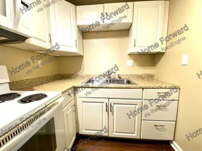 164 Lakeshore Dr #5 - Photo 4 of 9