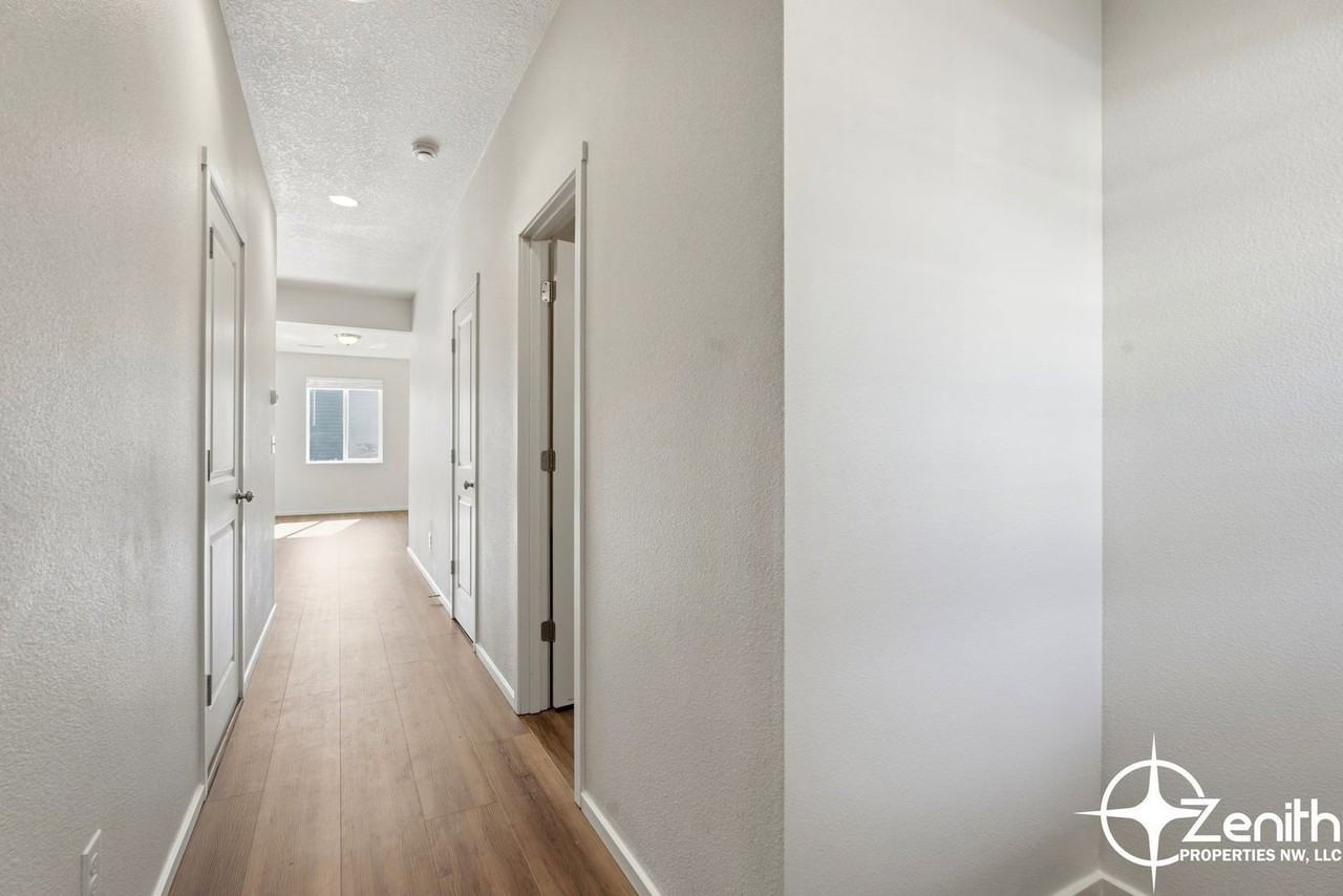 8515 Ne 13th Pl - Photo 6 of 35