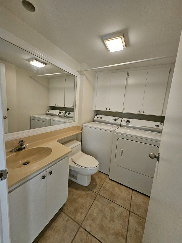 4123 41st Way - Photo 4 of 11