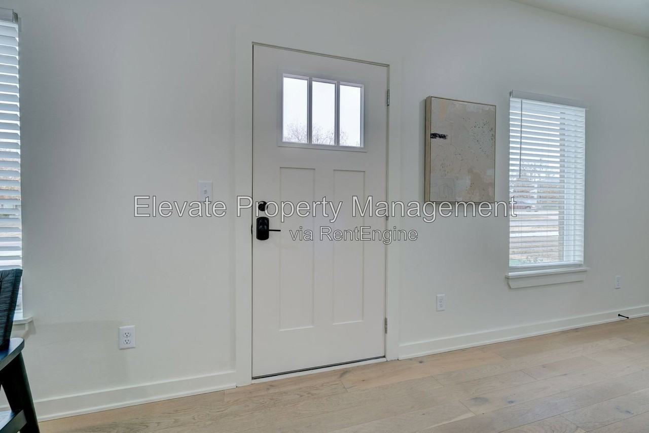 1616 Nw 17th St #16 - Photo 5 of 29