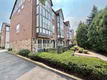 104 S Myrtle Ave - Photo 1 of 1