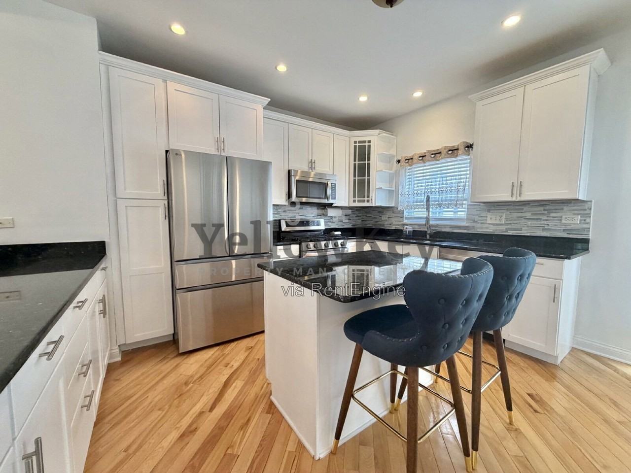 104 S Myrtle Ave - Photo 4 of 15