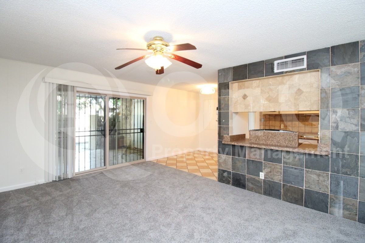 3409 W Echo Ln - Photo 7 of 20