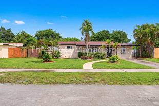 19632 Ne 12th Pl - Photo 1 of 1
