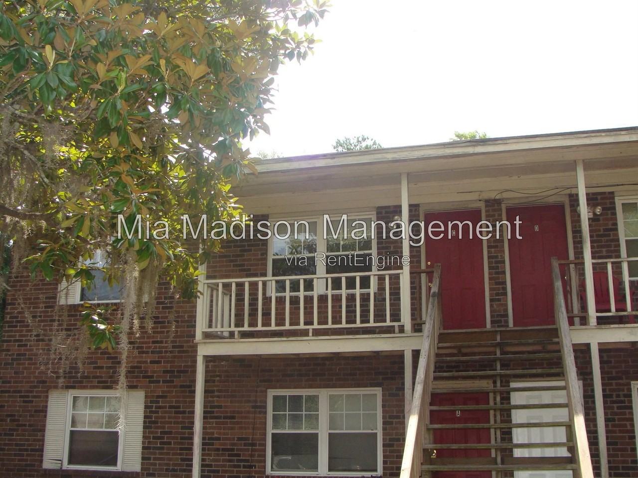 1 Oak Forest Ln #C - Photo 2 of 12
