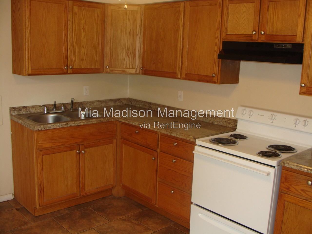 1 Oak Forest Ln #C - Photo 6 of 12