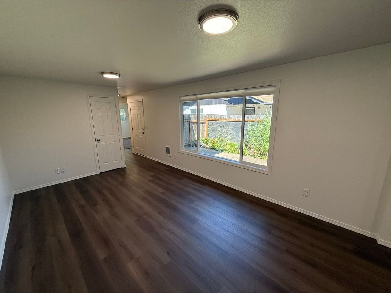 1505 Nw Highland Dr - Photo 3 of 21