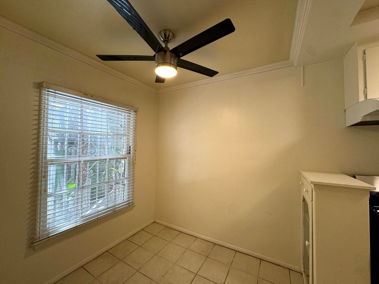 1271 N. Crescent Heights Blvd - Photo 5 of 50