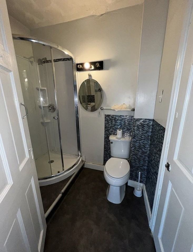 735 Hancock St #4 - Photo 6 of 9