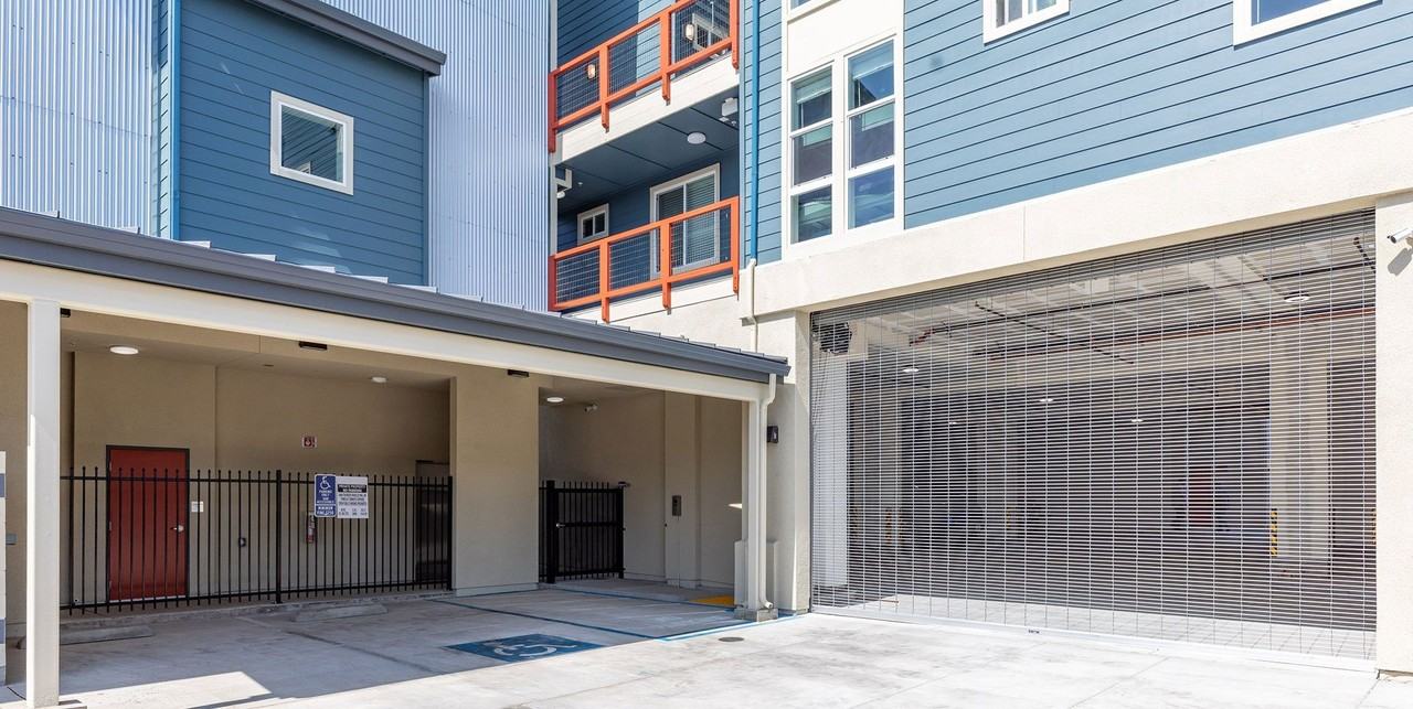 225 Cypress Ave - Marina - Photo 4 of 19
