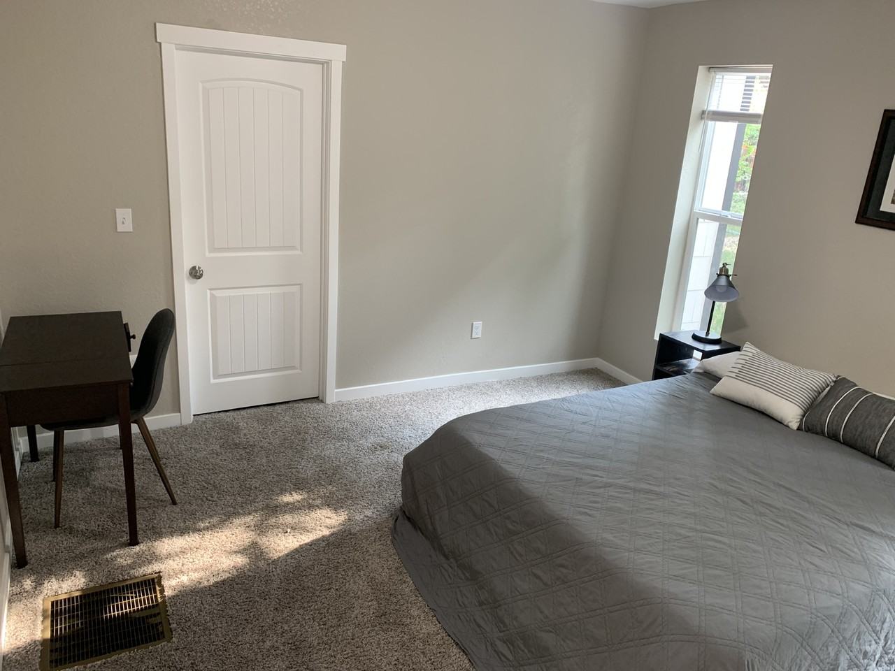 635 Maple St #NA - Photo 4 of 17