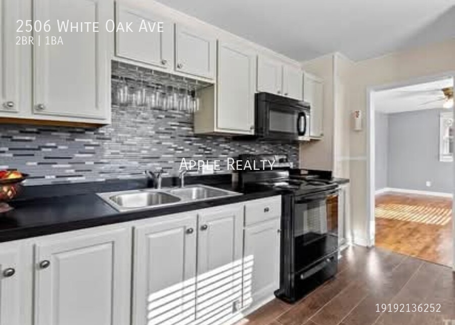 2506 White Oak Ave - Photo 4 of 20