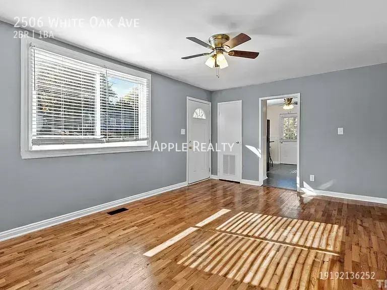2506 White Oak Ave - Photo 5 of 20