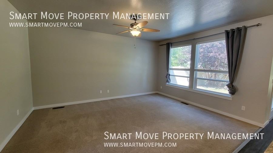 2950 Nw 10th Ave - Photo 7 of 41