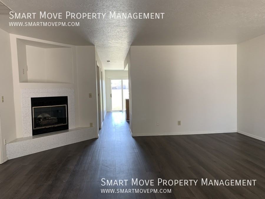 973 E Blue Heron St - Photo 5 of 19