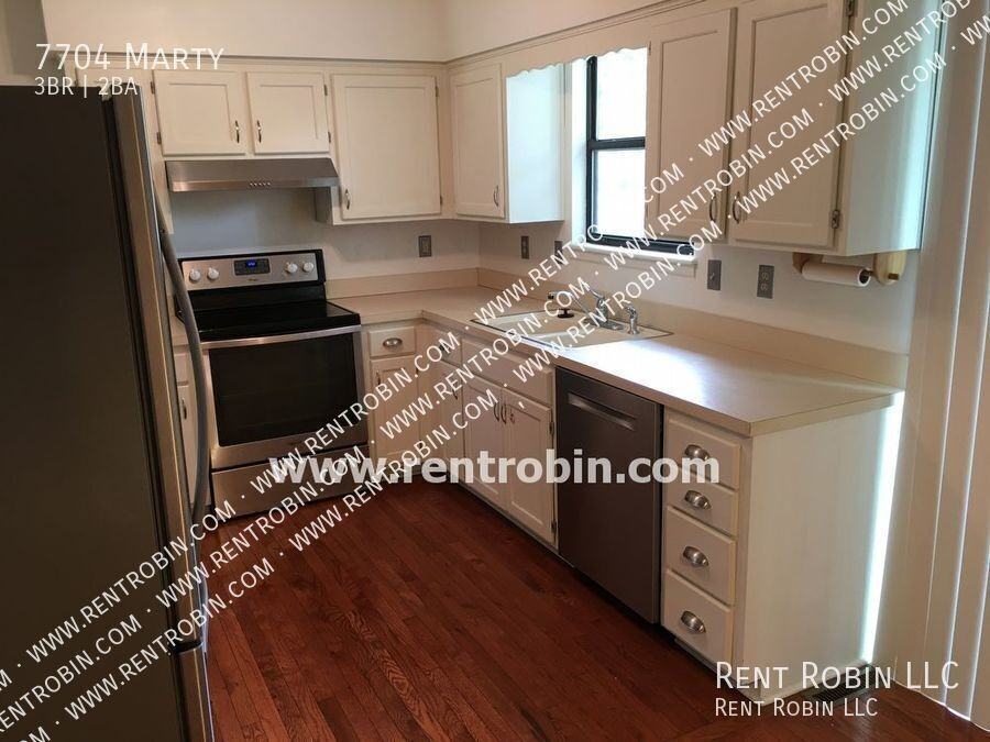 7704 Marty St - Photo 6 of 19