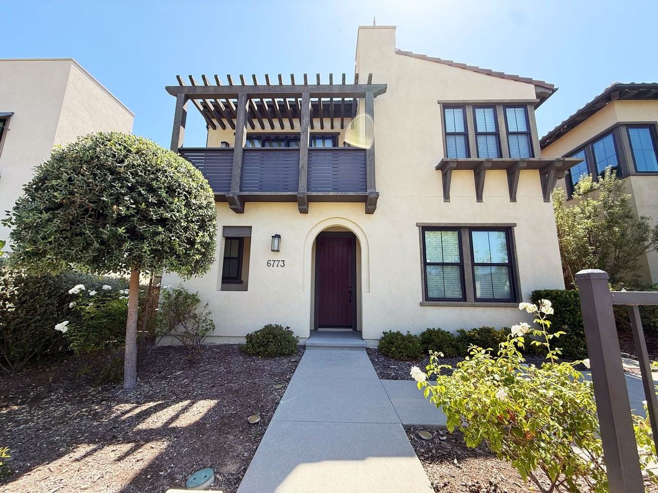 6773 Solterra Vista Pkwy - Photo 2 of 26