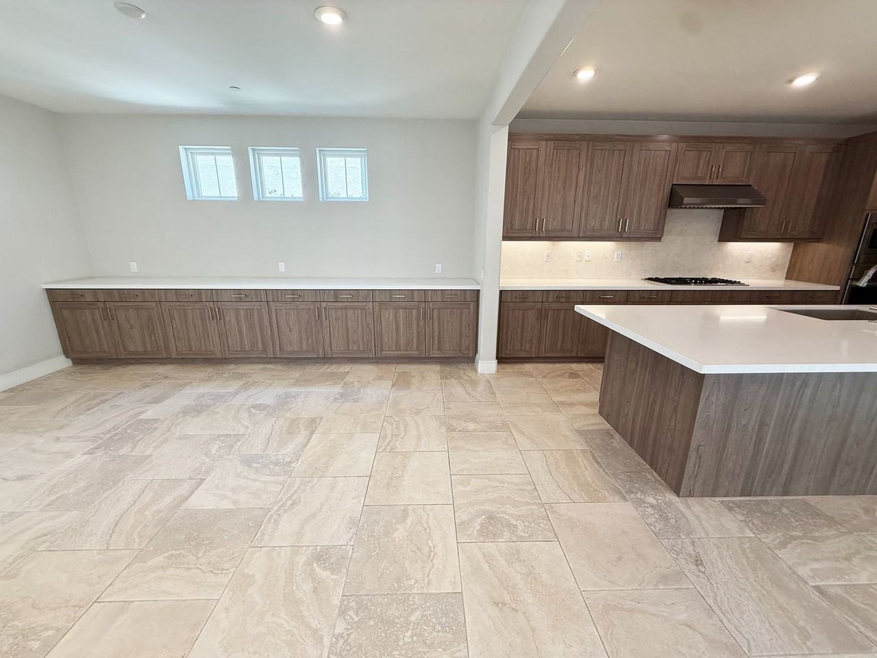 6773 Solterra Vista Pkwy - Photo 4 of 26