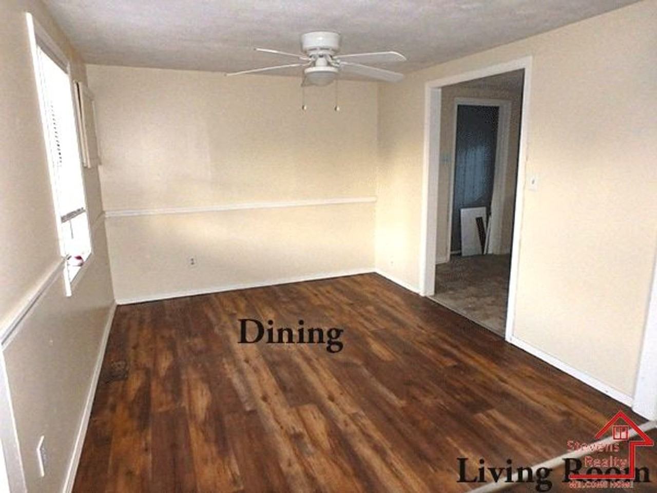 325 N Franklin Ave - Photo 5 of 26