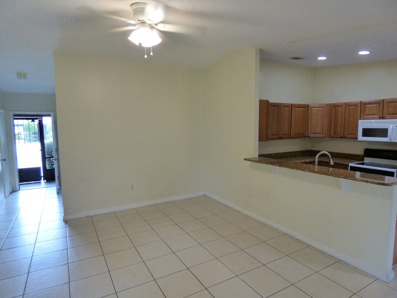 3122 Lorry Ln - Photo 2 of 9