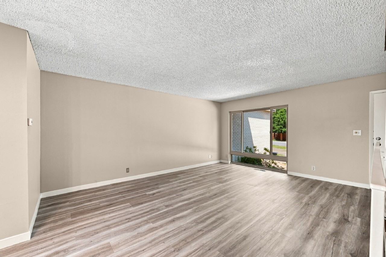 4346 W Pondview Dr - Photo 5 of 31