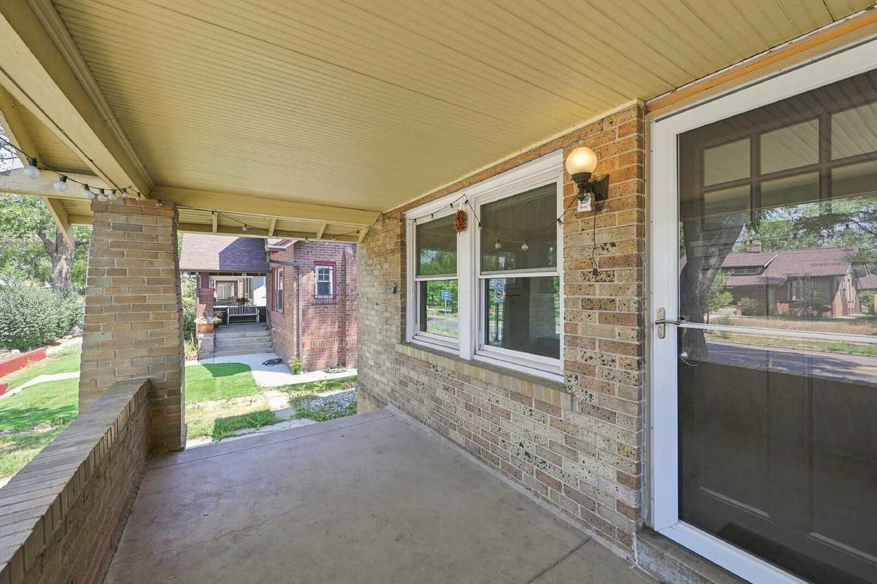 2630 N York St - Photo 2 of 34