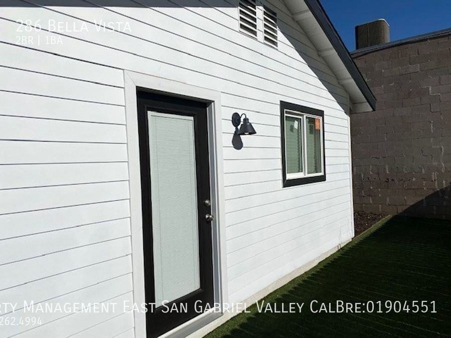 286 Bella Vista Ave - Photo 3 of 16